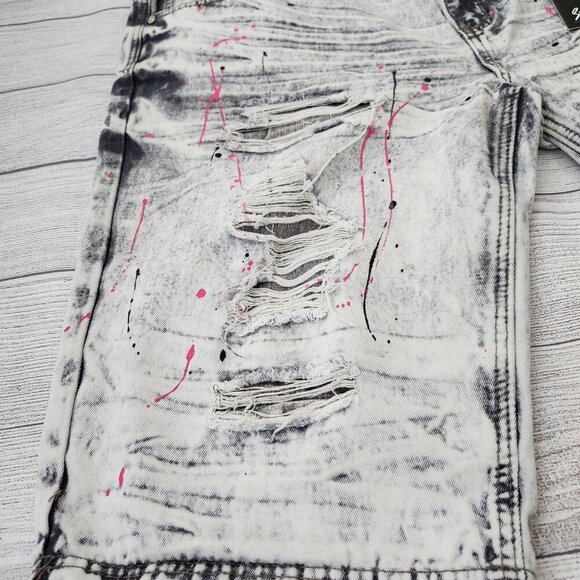 Men’s Distressed Gray Denim Shorts With Pink Paint Splatter Big and Tall - Picture 4 of 14